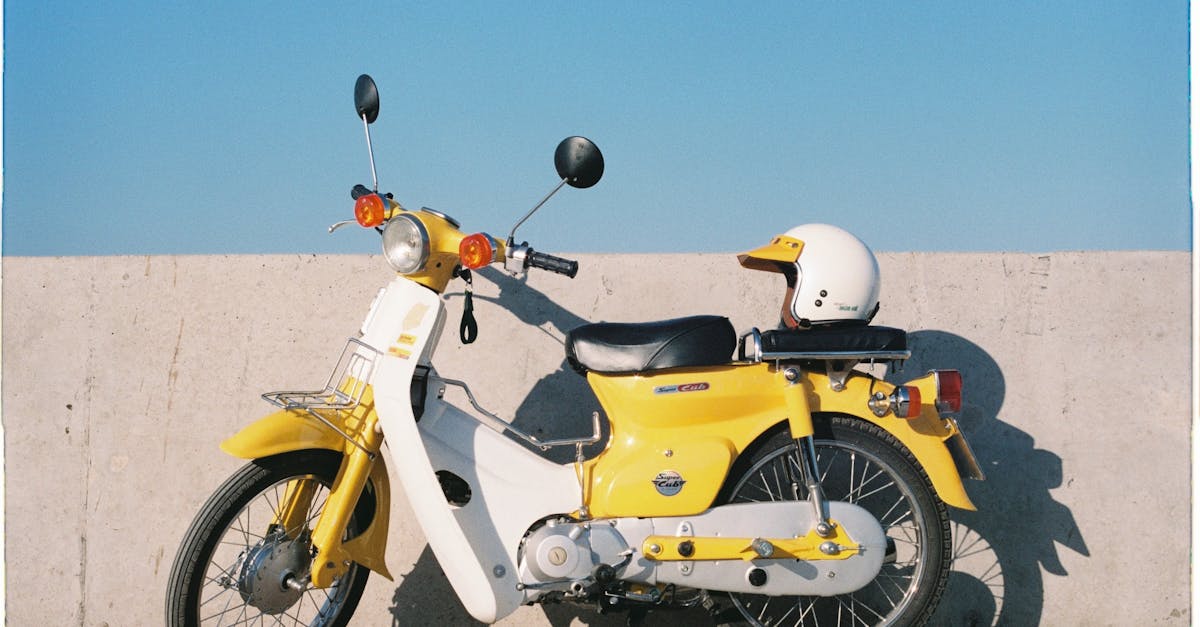 assurez votre moto avec notre couverture d'assurance complète. obtenez une tranquillité d'esprit totale sur la route avec notre assurance moto fiable et abordable.