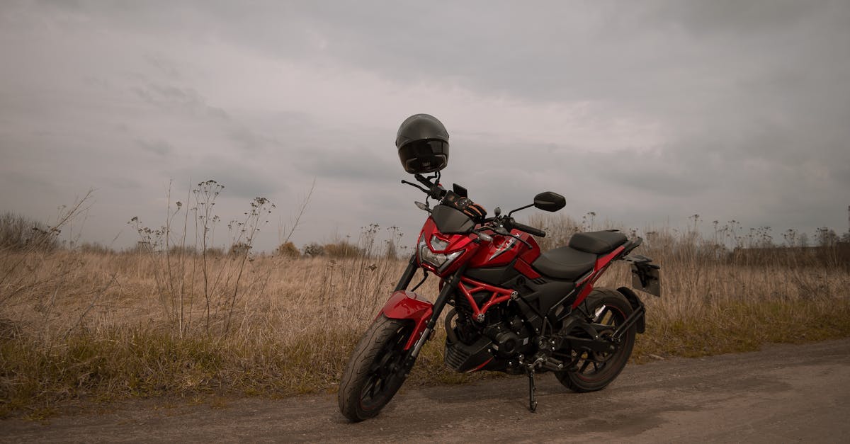 découvrez l'assurance moto a2, spécialement conçue pour les jeunes conducteurs souhaitant rouler en toute sécurité. protégez votre moto avec une couverture adaptée à vos besoins, des tarifs compétitifs et des conseils d'experts pour la sécurité routière.