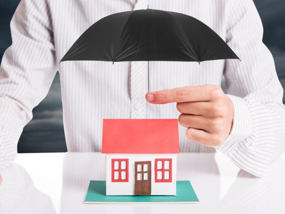 découvrez notre assurance habitation complète, conçue pour protéger votre foyer et vos biens. bénéficiez d'une couverture sur mesure, d'un service client dédié et d'une tranquillité d'esprit face aux imprévus. obtenez votre devis gratuit dès aujourd'hui et sécurisez votre domicile.