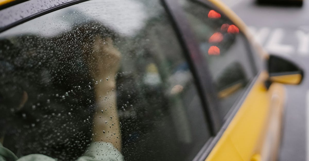 découvrez des assurances taxi abordables qui vous protègent tout en respectant votre budget. comparez les offres pour trouver la meilleure couverture pour votre activité de transport. obtenez un devis gratuit dès maintenant !