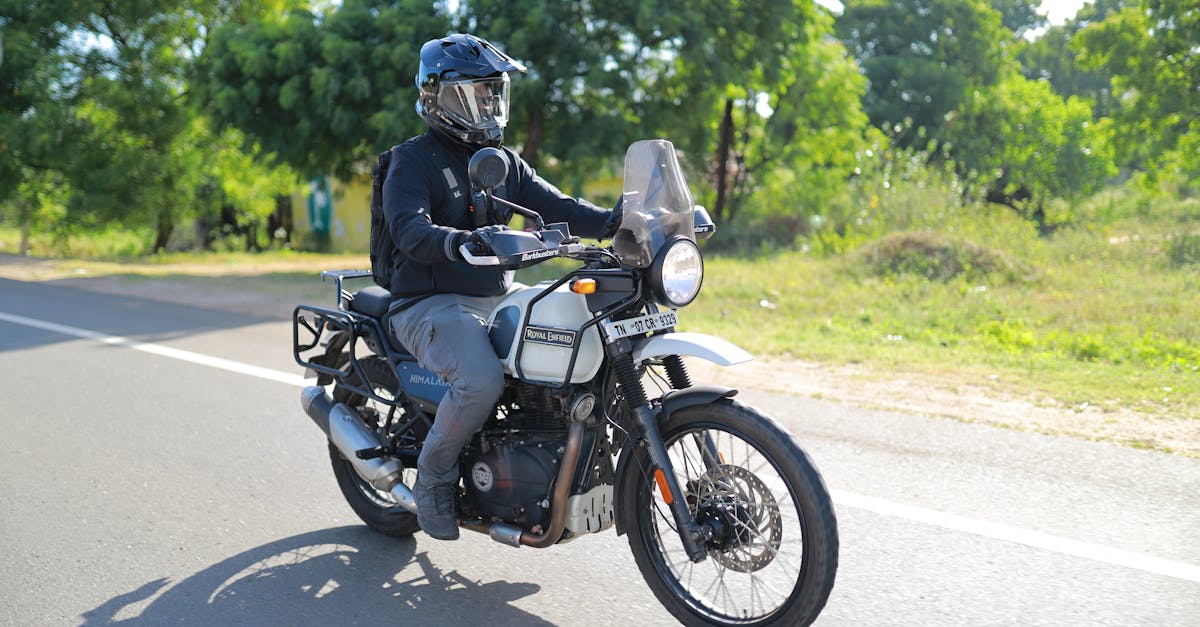 découvrez notre assurance moto sur mesure, conçue pour protéger votre véhicule et votre sécurité sur la route. profitez d'options flexibles et de tarifs compétitifs pour rouler l'esprit tranquille.