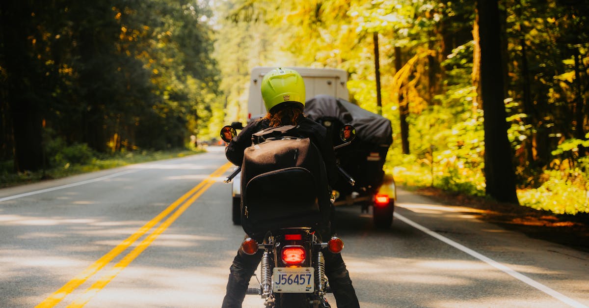 découvrez notre assurance moto, conçue pour protéger votre deux-roues tout en vous offrant une couverture personnalisée et des tarifs compétitifs. profitez de notre expertise pour rouler en toute sérénité.