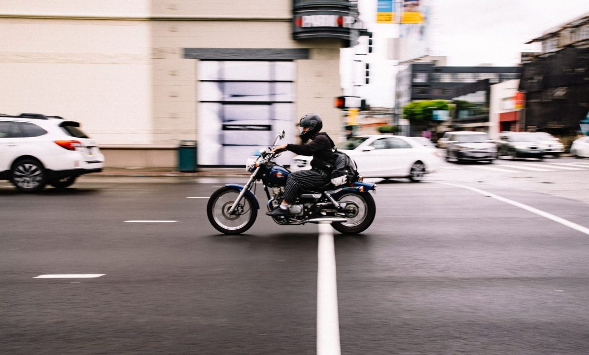 découvrez l'importance de l'assurance moto amv : une protection essentielle pour les motards. protégez votre investissement et garantissez votre sécurité sur la route grâce à des garanties adaptées à vos besoins.