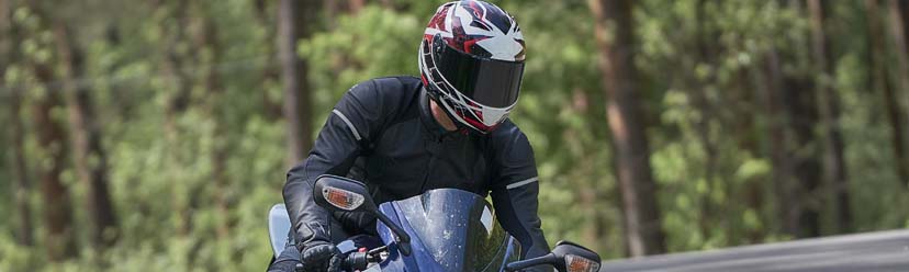 obtenez votre devis d'assurance moto avec matmut en quelques clics. profitez de garanties adaptées à vos besoins et d'un accompagnement personnalisé pour sécuriser votre véhicule sur la route.