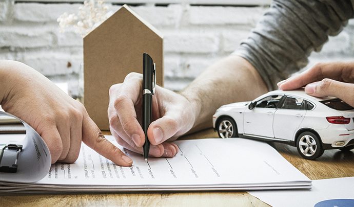 découvrez nos solutions d'assurance automobile adaptées à vos besoins. protégez votre véhicule et bénéficiez d'un service client réactif, des options personnalisables et des tarifs compétitifs pour une tranquillité d'esprit sur la route.