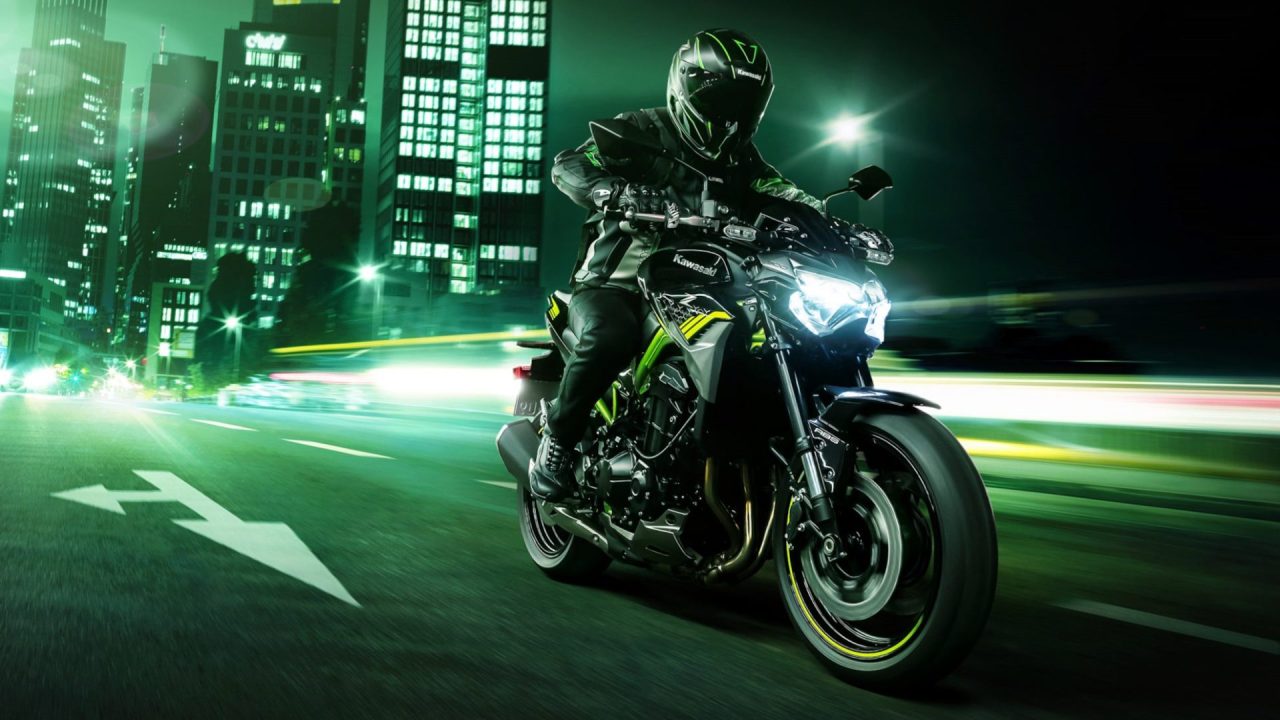 découvrez nos conseils pratiques pour choisir la meilleure assurance moto. protégez-vous et votre véhicule avec des astuces essentielles pour une couverture adaptée à vos besoins.