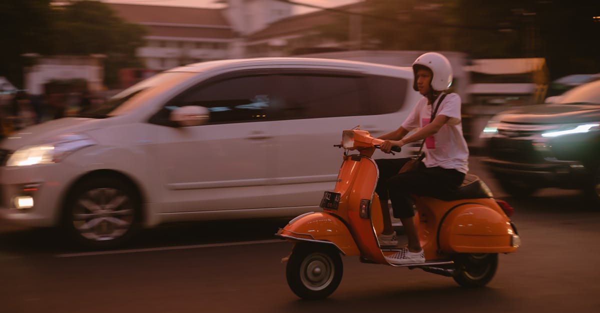 protégez votre moto vintage avec une assurance adaptée à vos besoins. obtenez des couvertures sur mesure, des tarifs compétitifs et la tranquillité d'esprit nécessaire pour profiter de votre passion pour les deux-roues classiques.