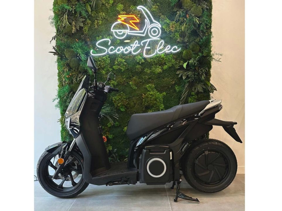 découvrez les avantages des deux roues électriques : une mobilité écologique, des économies sur le carburant, une réduction du bruit et une facilité de stationnement. adoptez une solution de transport innovante et respectueuse de l'environnement.