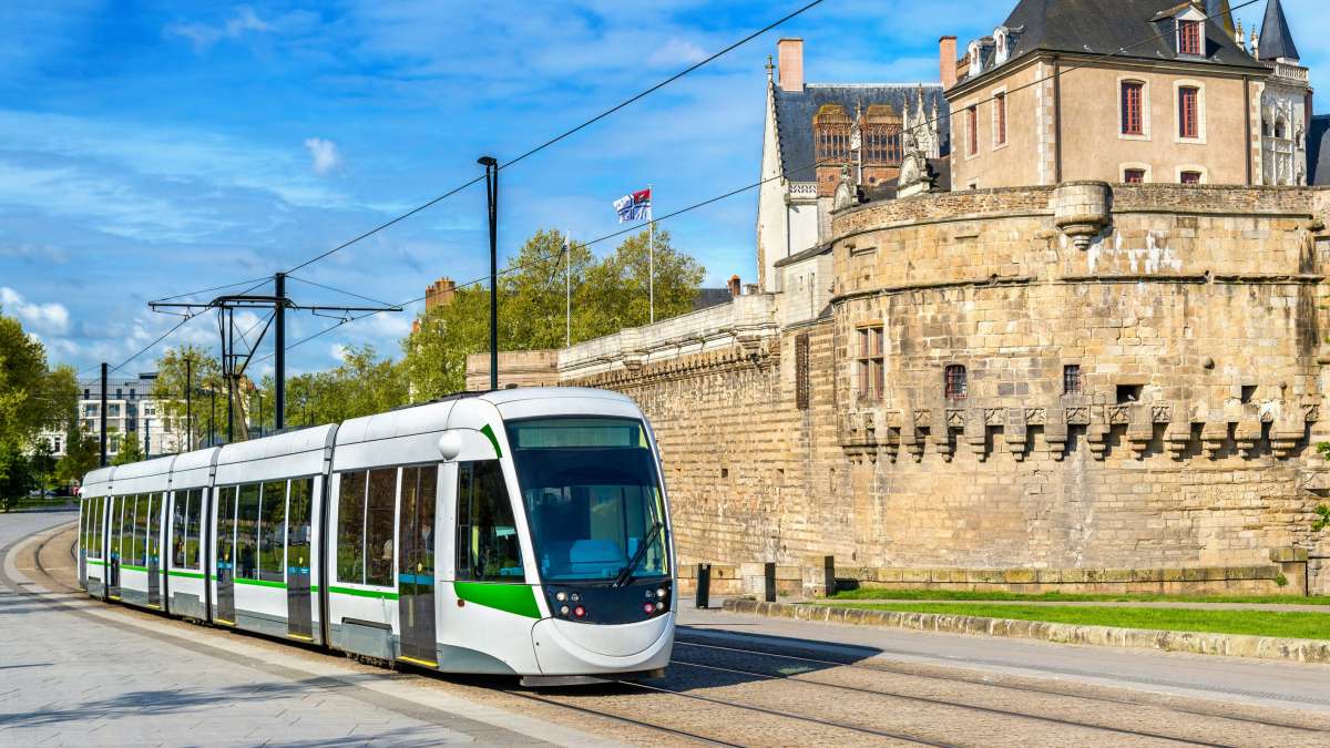 découvrez les dernières innovations en matière de mobilité à nantes : solutions de transport écologiques, technologies avancées et initiatives pour un avenir durable.